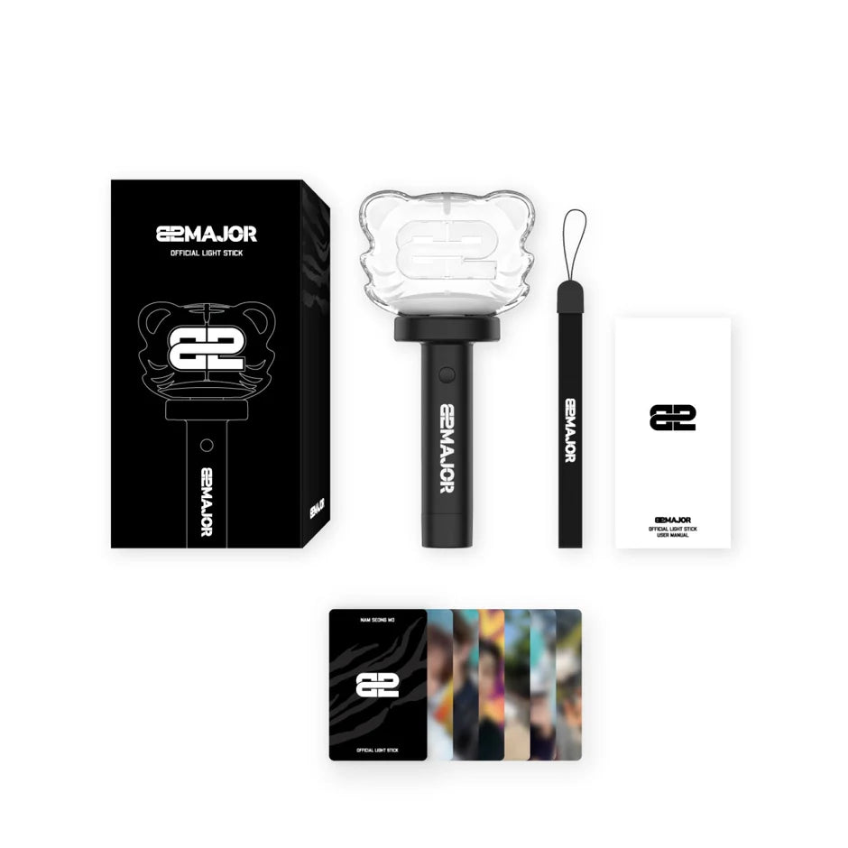 82MAJOR light stick with packaging and accessories on a white background