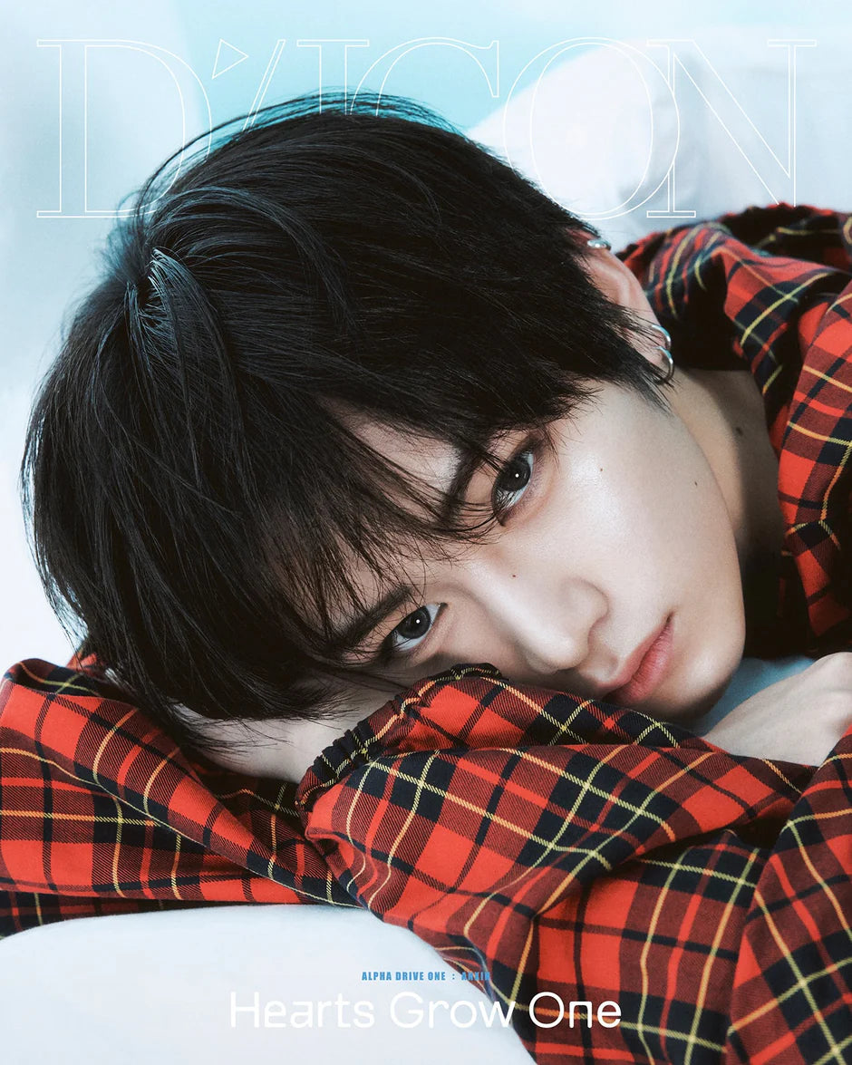 [PRE-ORDER] DICON VOLUME N°33 ALPHA DRIVE ONE - Cover: ALPHA DRIVE ONE Type B