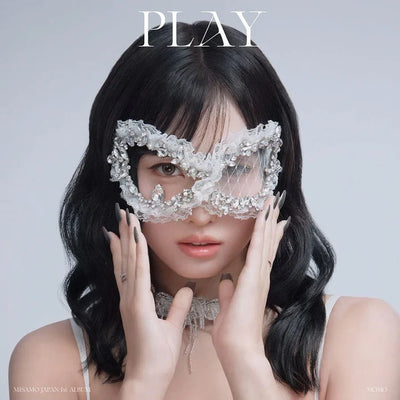 MISAMO - Japan 1st Album [PLAY] Solo Ver. (MOMO Ver.)