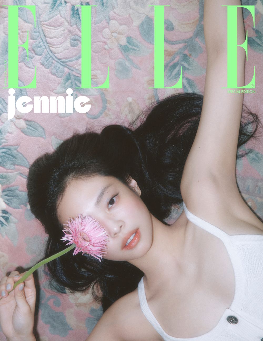 ELLE - [2025, August] - Cover : BLACKPINK JENNIE