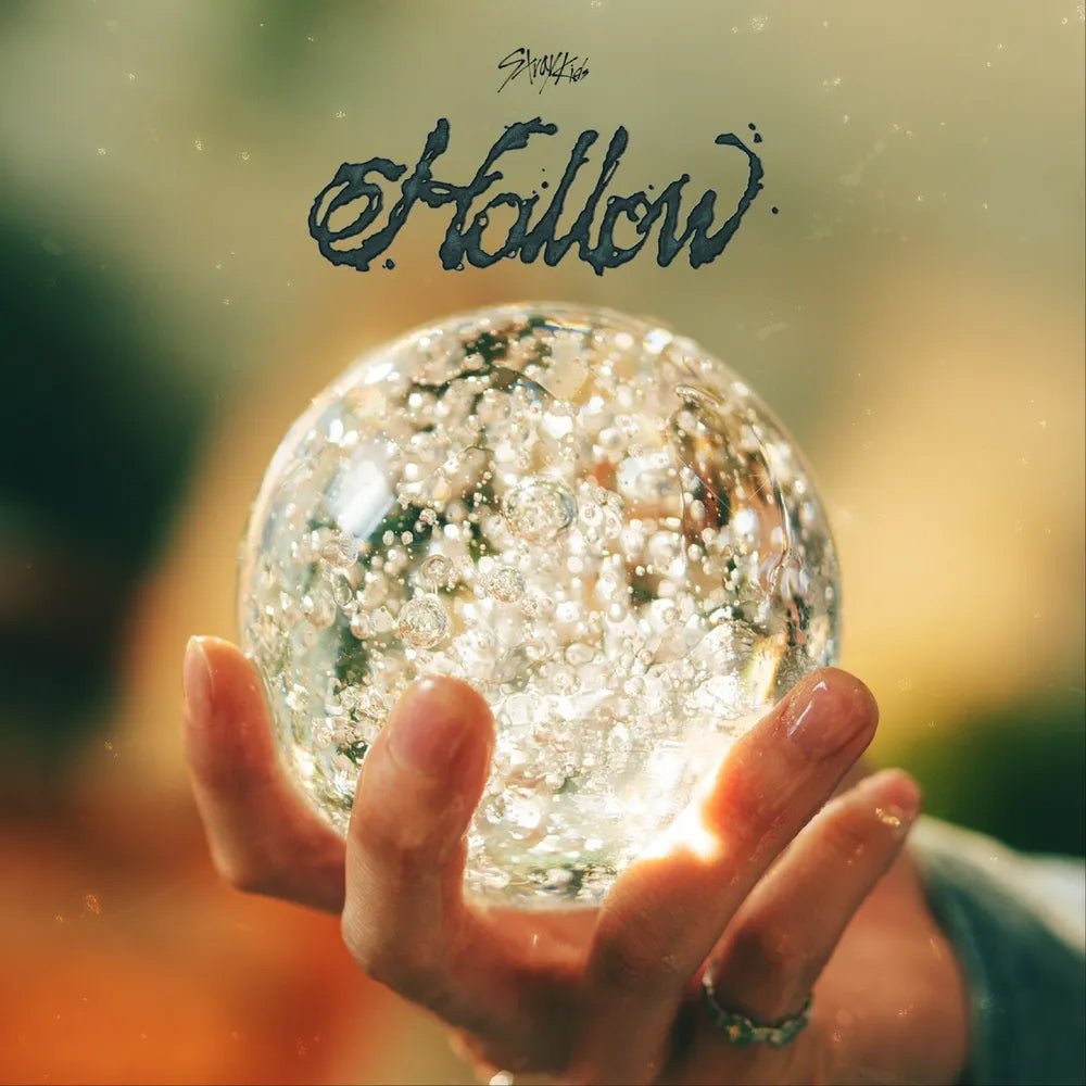 STRAY KIDS - [Hollow] STANDARD Ver.