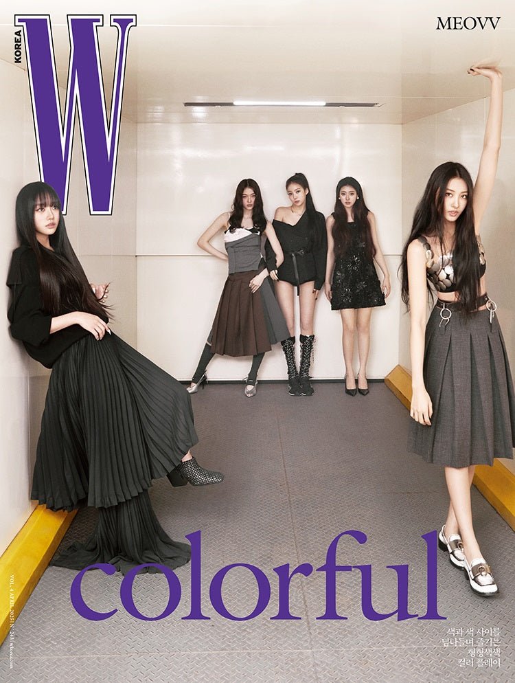 W Volume 4 - [2025, April] - Cover : MEOVV TYPE B